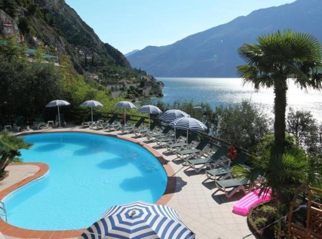 Hotel Augusta Garni 리몬네술가르다 외부 사진