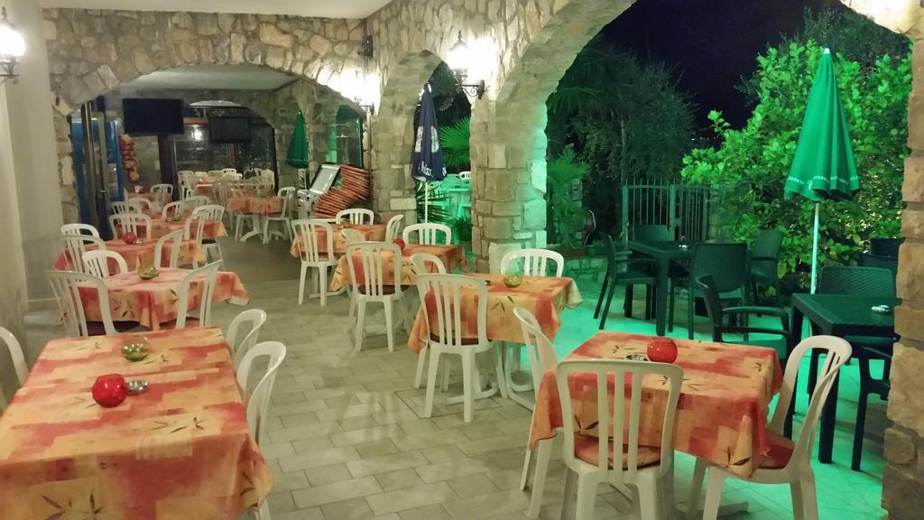 Hotel Augusta Garni 리몬네술가르다 외부 사진