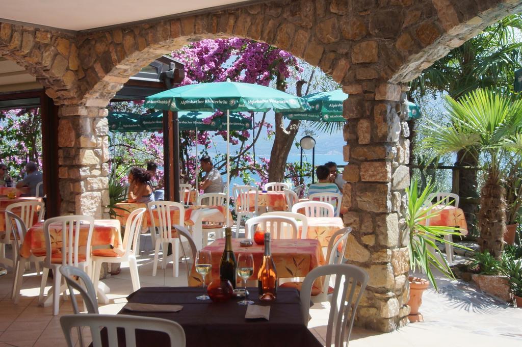 Hotel Augusta Garni 리몬네술가르다 외부 사진