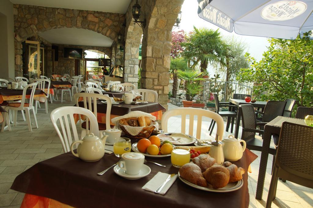 Hotel Augusta Garni 리몬네술가르다 외부 사진
